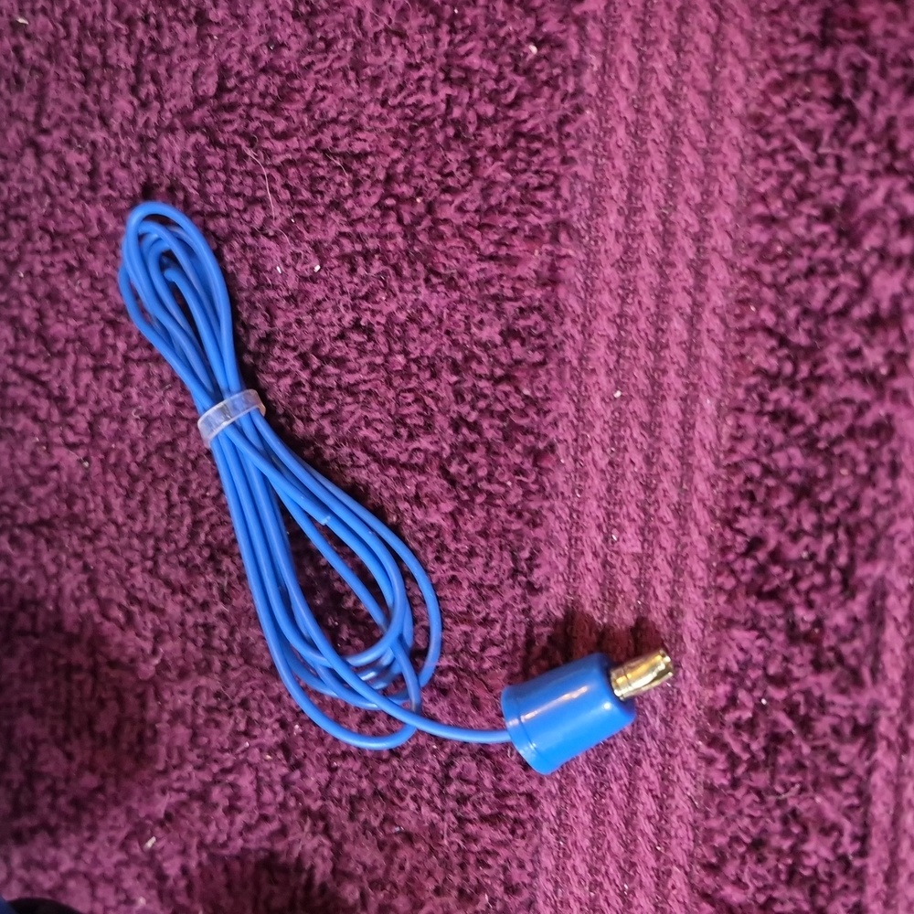 M&M's Blue Character Radio with Headphones Collectors Series - Picture 5 of 8